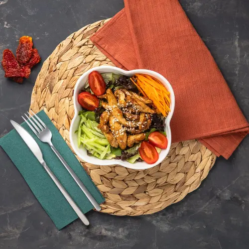 SUSAMLI TAVUK SALATA