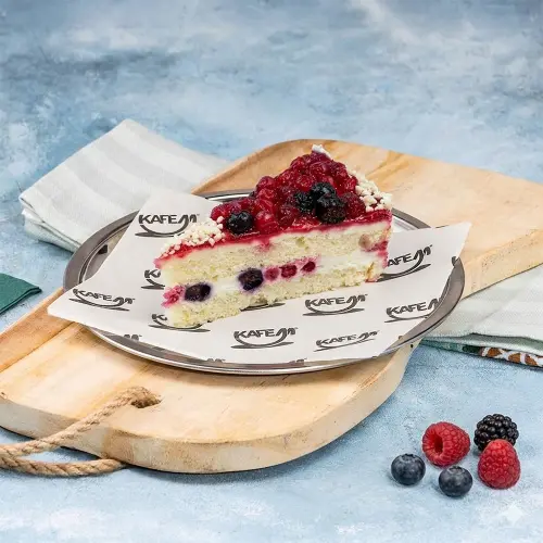 ORMAN MEYVELİ PASTA